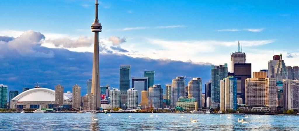 canada-ontario-toronto-cn-tower-2
